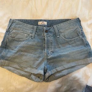 Hollister Jean shorts